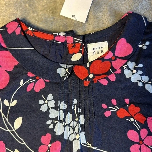 NWT Baby Gap blouse Size 18-24m  Dark Blue with Pink/ Red Flowers - Picture 4 of 6